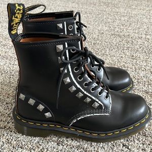 Slightly used Doc Martens w studs